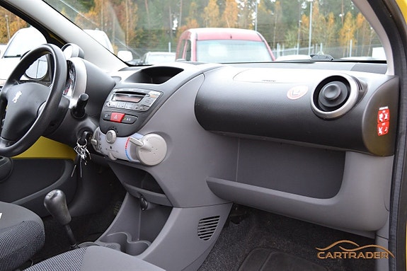 Peugeot 107 7 of 10