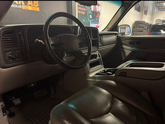 Chevrolet Avalanche 15 of 21