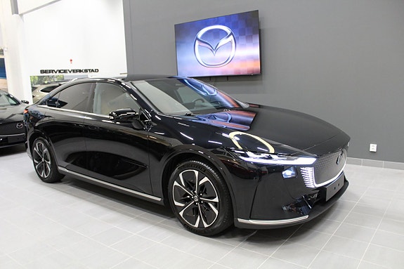 Mazda 6e
