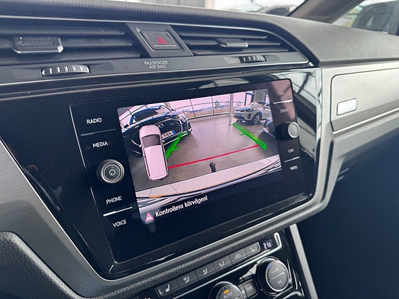Volkswagen Touran 13 of 20