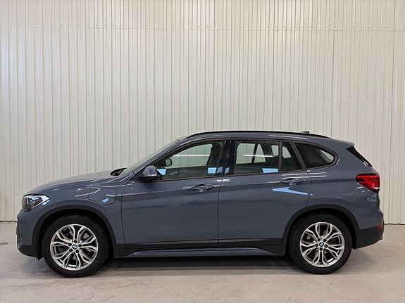 BMW X1 2 of 18