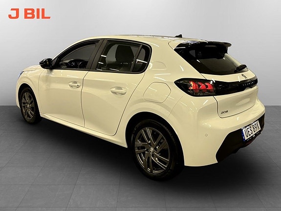 Peugeot 208 3 of 5