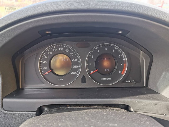 Volvo V70 8 of 9