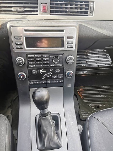 Volvo V70 9 of 9