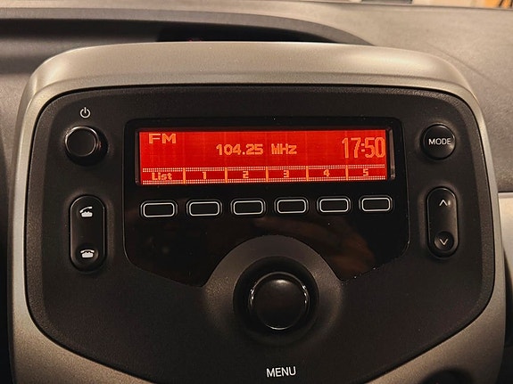 Peugeot 108 12 of 17