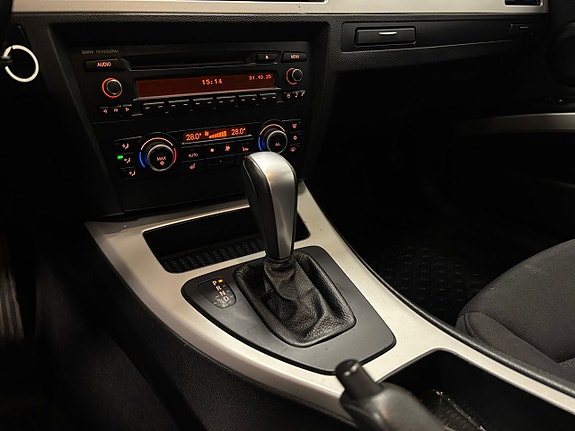 BMW 320 12 of 22