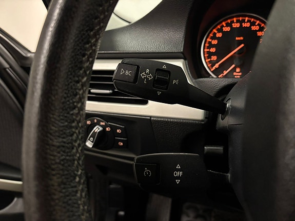 BMW 320 14 of 22