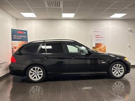 BMW 320 3 of 5