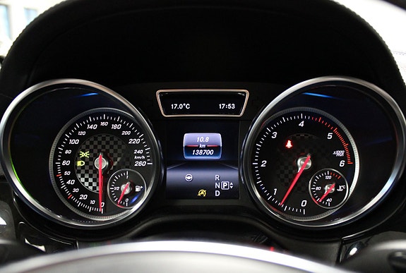 Mercedes-Benz GLS350 d 14 of 18