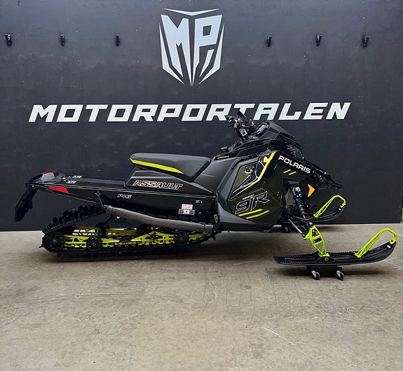Polaris SWITCHBACK ASSAULT ESCAPE 146 9R 2 of 5