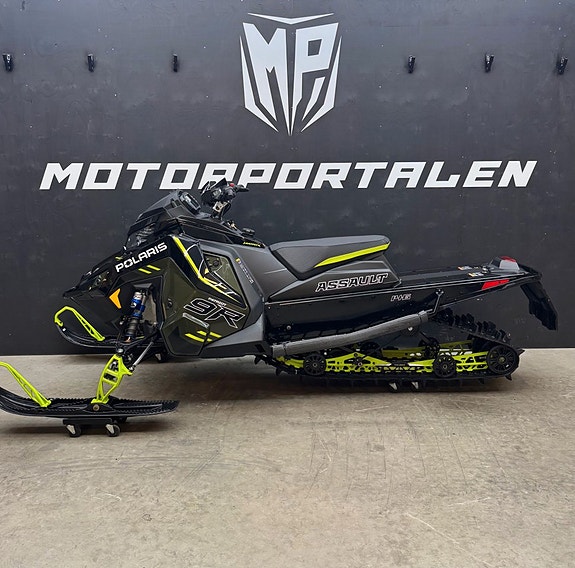 Polaris SWITCHBACK ASSAULT ESCAPE 146 9R 4 of 5