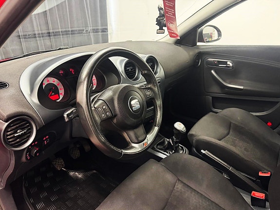 Seat Ibiza 8 of 18