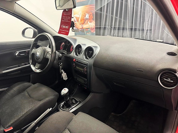 Seat Ibiza 13 of 18