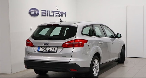 Ford Focus 2 of 5