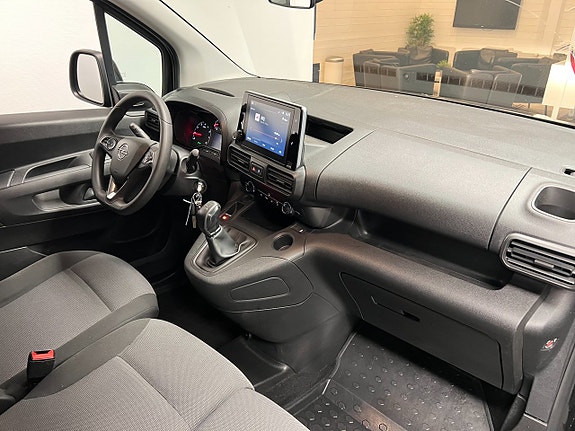 Opel Combo 8 of 12