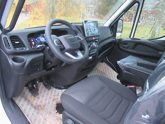 Iveco 72-180 9 of 12