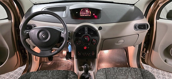 Renault Modus 13 of 21