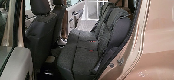 Renault Modus 11 of 21