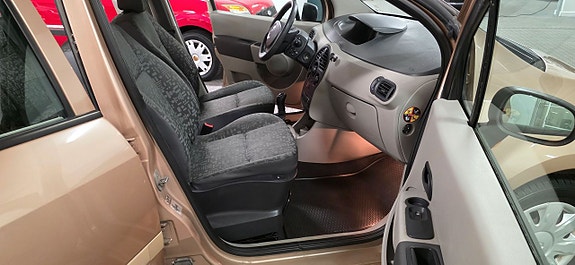 Renault Modus 8 of 21