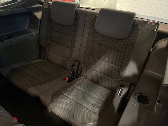 Volkswagen Touran 9 of 15