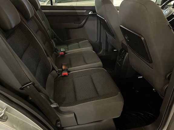 Volkswagen Touran 11 of 15