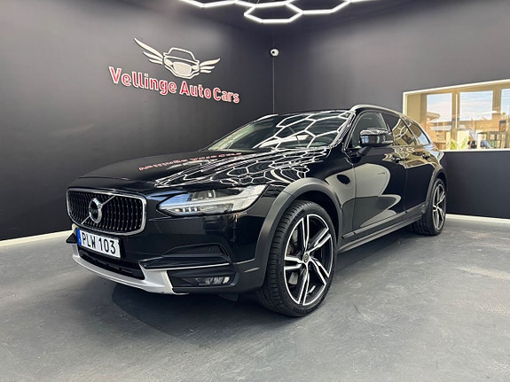 Volvo V90 Cross Country