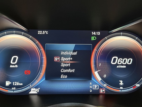 Mercedes-Benz C400 18 of 27