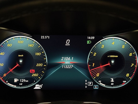 Mercedes-Benz C400 14 of 27