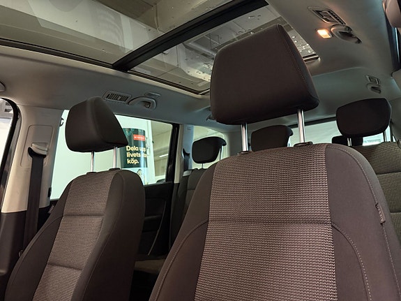 Volkswagen Sharan 9 of 27