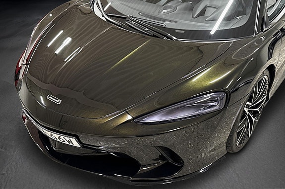 McLaren GT 22 of 27