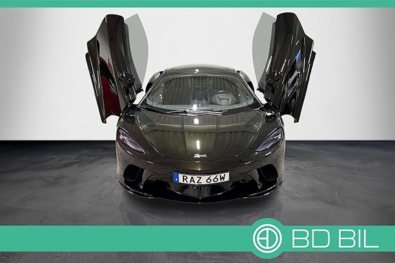 McLaren GT 23 of 27