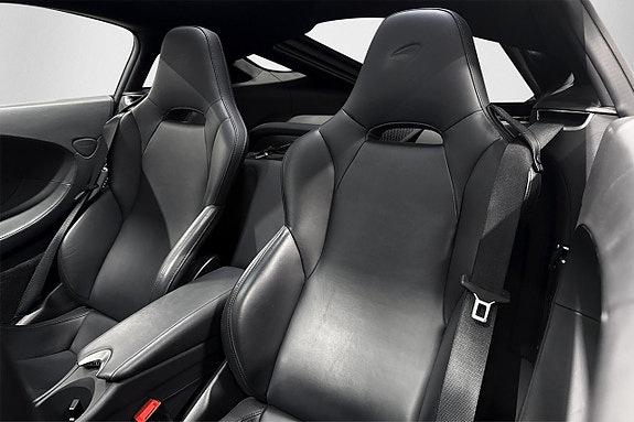 McLaren GT 9 of 27