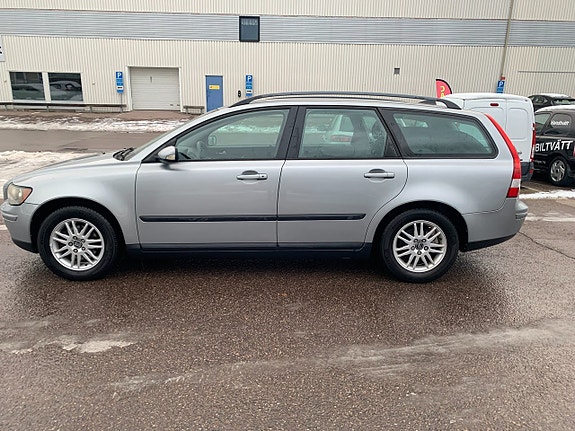 Volvo V50 7 of 11