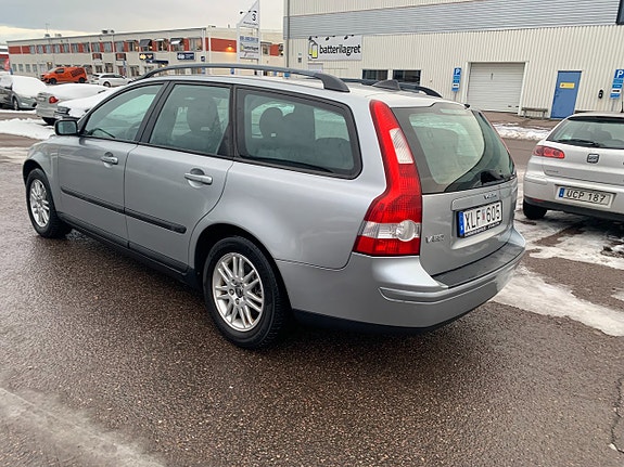 Volvo V50 8 of 11