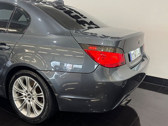 BMW 525 4 of 5