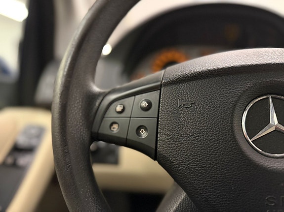 Mercedes-Benz B170 11 of 15