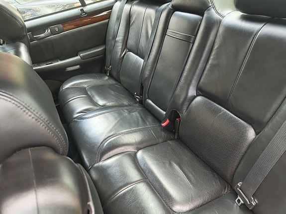 Cadillac Seville 8 of 9