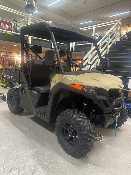 CFMOTO UFORCE 600 4X4 Traktor A el. B UTV PLOGKAMPANJ