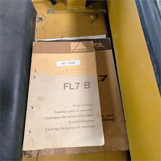 Fiat-Allis 571 FL7 B - Video! 17 of 30