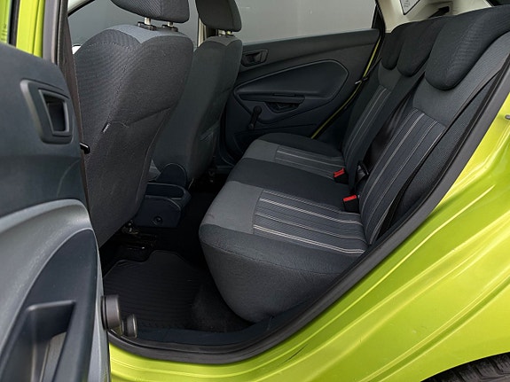 Ford Fiesta 10 of 12