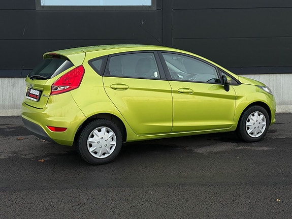 Ford Fiesta 5 of 12