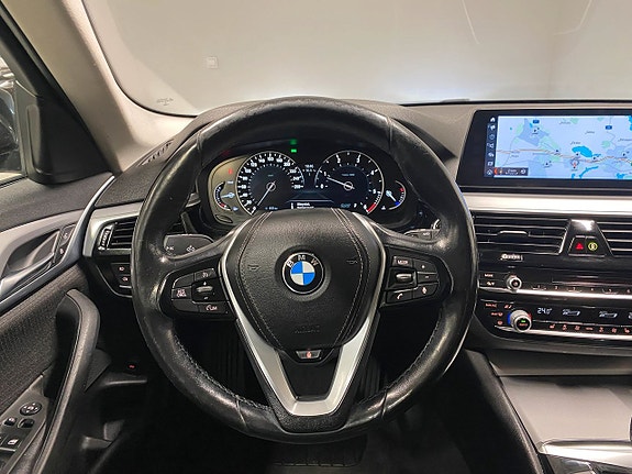 BMW 520 13 of 16