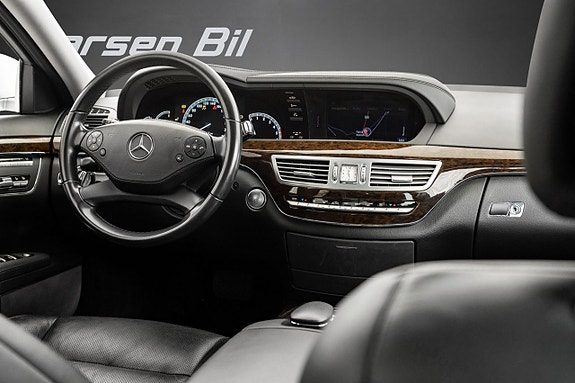 Mercedes-Benz S350 22 of 27