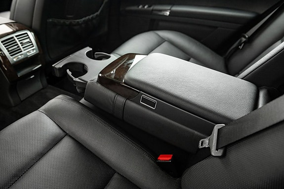 Mercedes-Benz S350 21 of 27