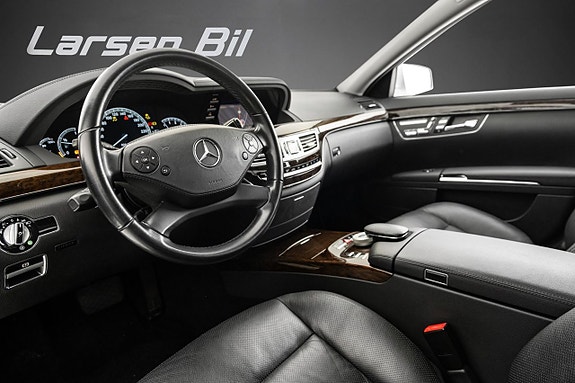 Mercedes-Benz S350 7 of 27