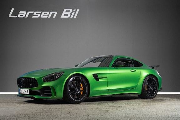 Mercedes-Benz AMG GT R