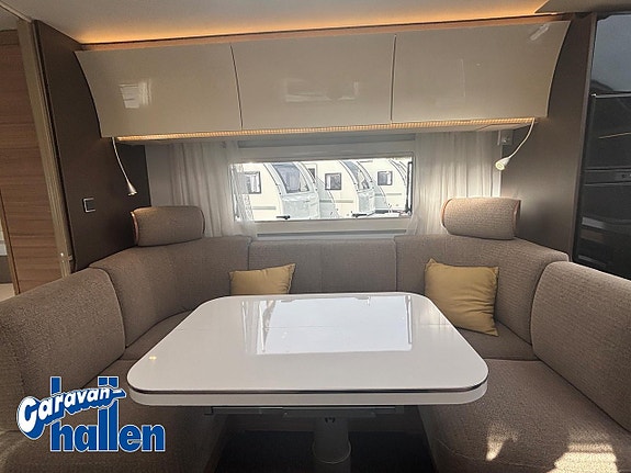 Adria Alpina 663 HT (Mover/Solpanel) 13 of 18