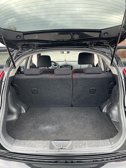 Nissan Juke 6 of 6