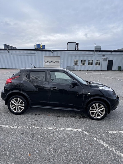Nissan Juke 3 of 6