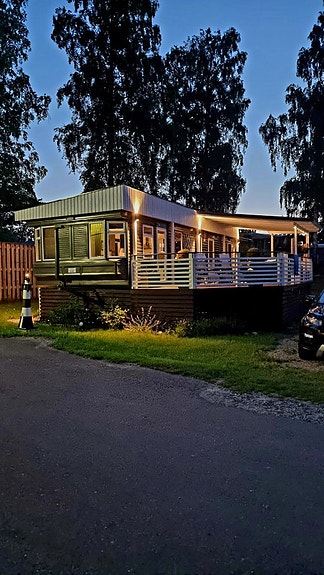Willerby Villavagn med havsutsikt på Almöns Bad & Camping 15 of 15